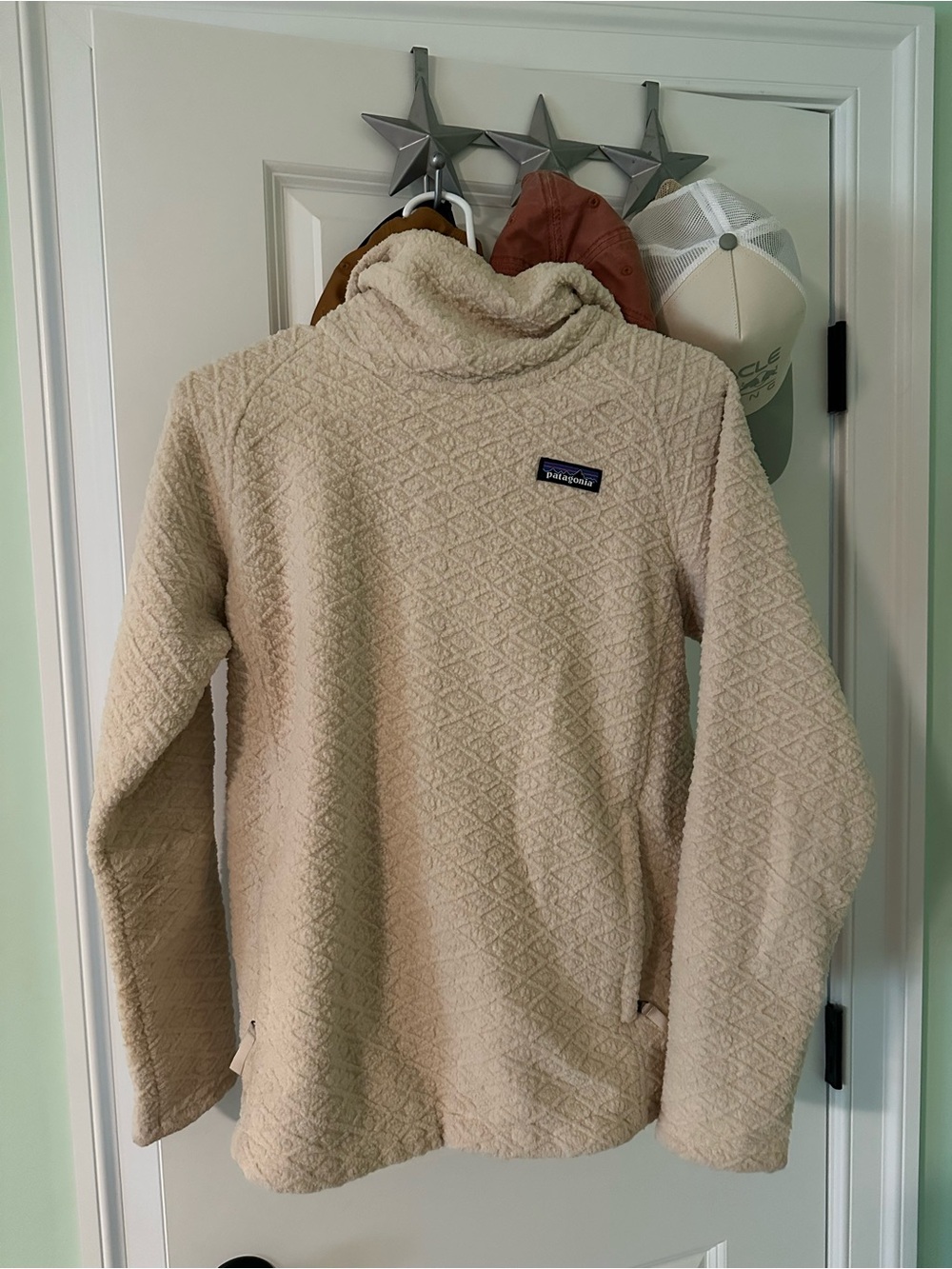 Patagonia Cream Quilted Funnel-Neck Pullover